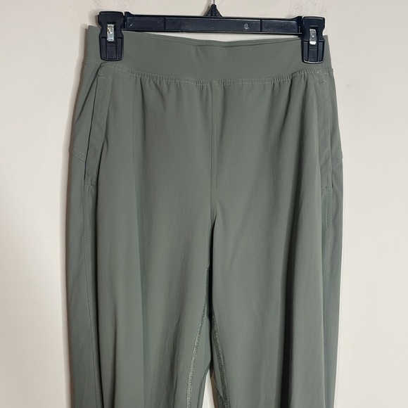 Lululemon | Women’s Adapted State High-Rise Jogger
Full Length in Desert Green 4 - Picture 3 of 8